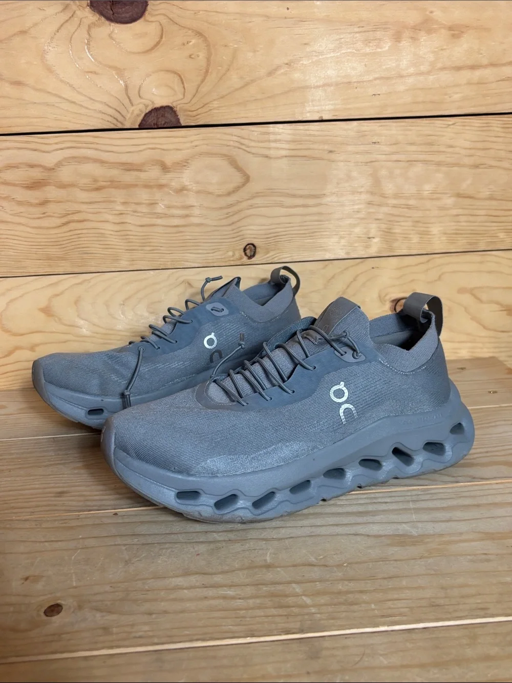 Loewe On cloud tilt gray sneakers Men’s 7